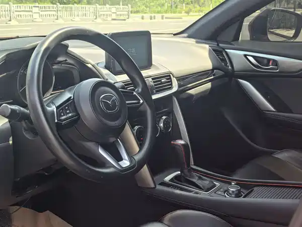 Mazda CX-4 2018
