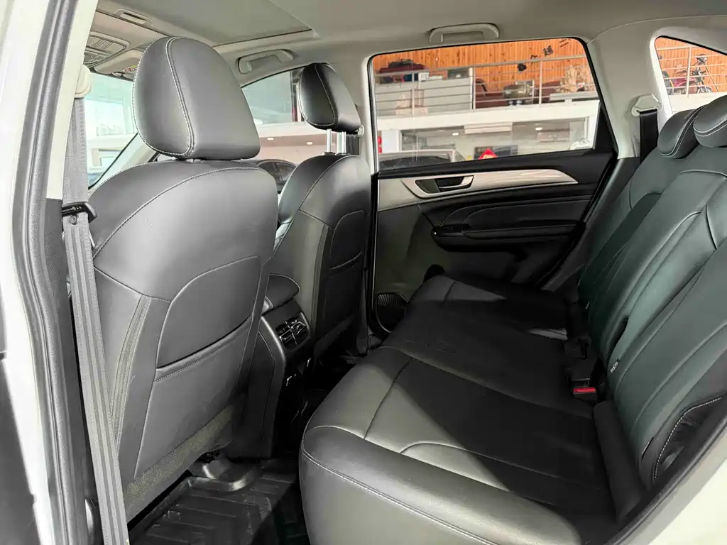 Haval M6 2023 — фото 10