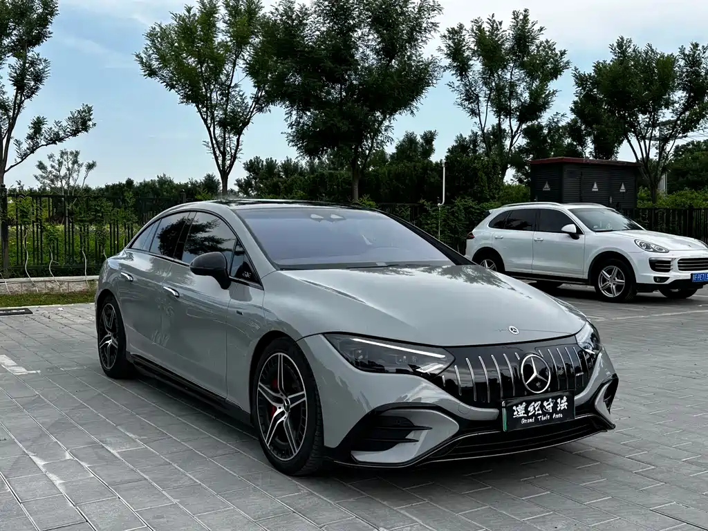 Mercedes-Benz EQE AMG 2024