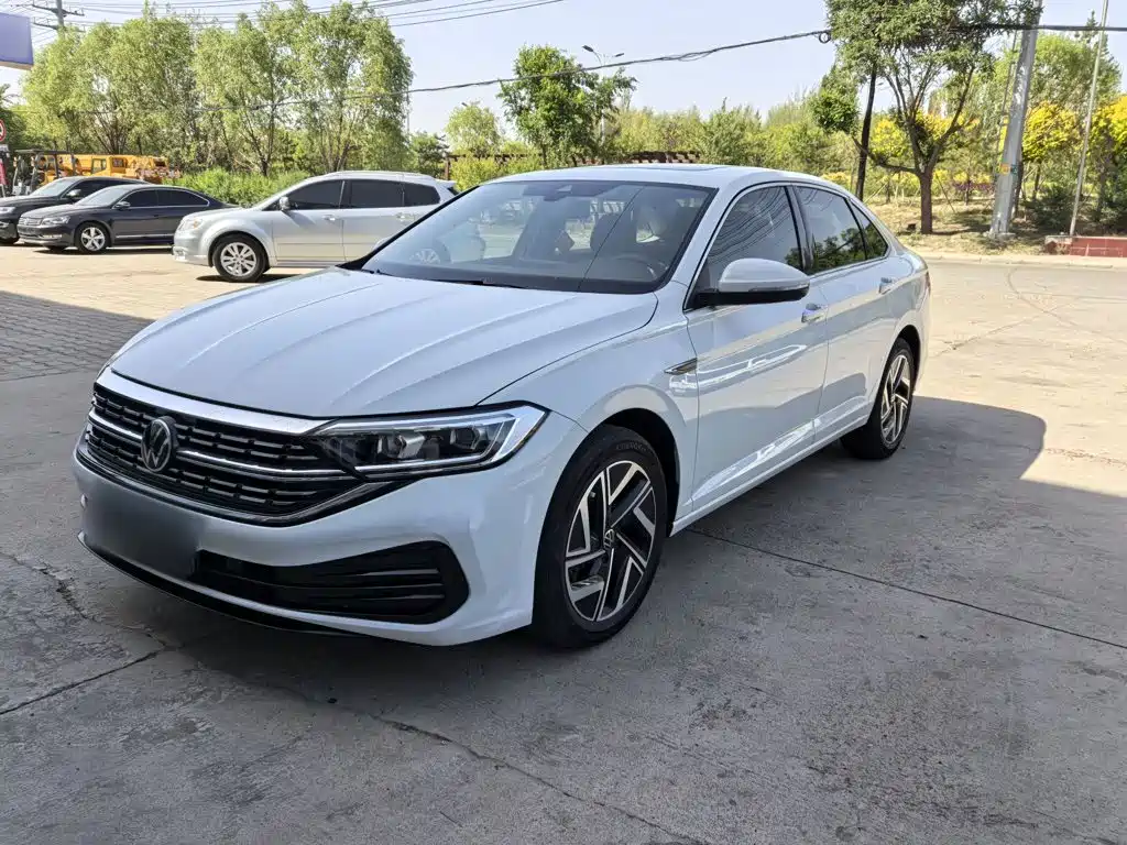 Volkswagen Sagitar 2023