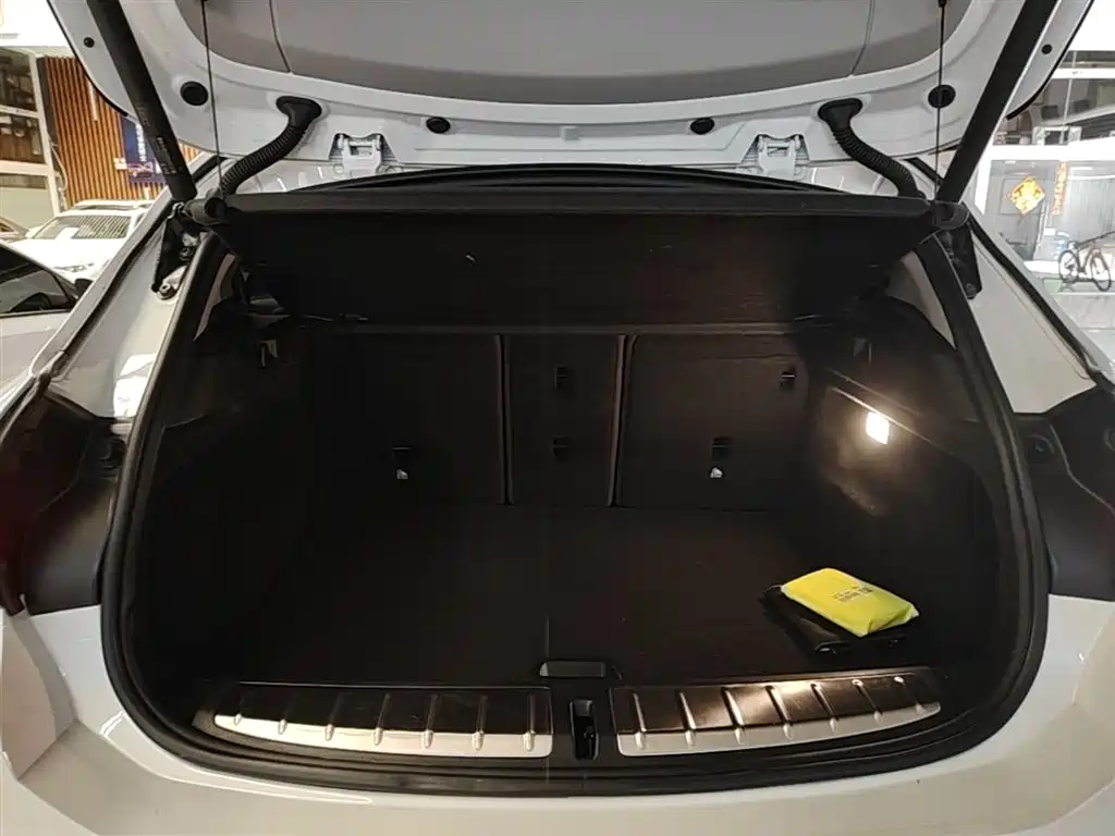 BMW X2 2022 — фото 19