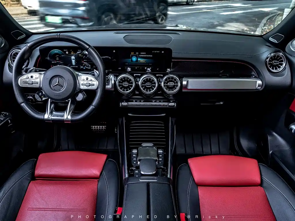 Mercedes-Benz GLB AMG 2021 — фото 3