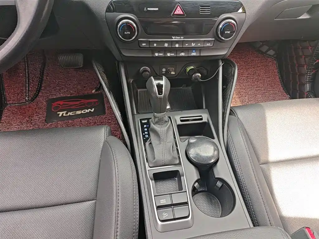 Hyundai Tucson 2017 — фото 14