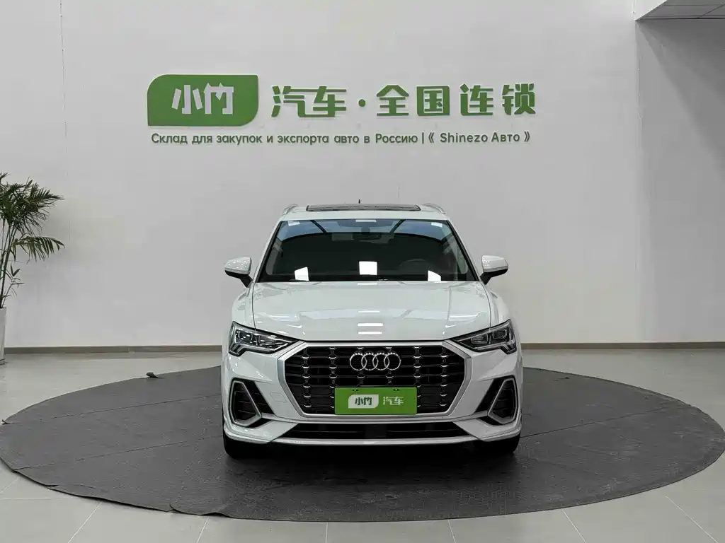 Audi Q3 2022 — фото 2