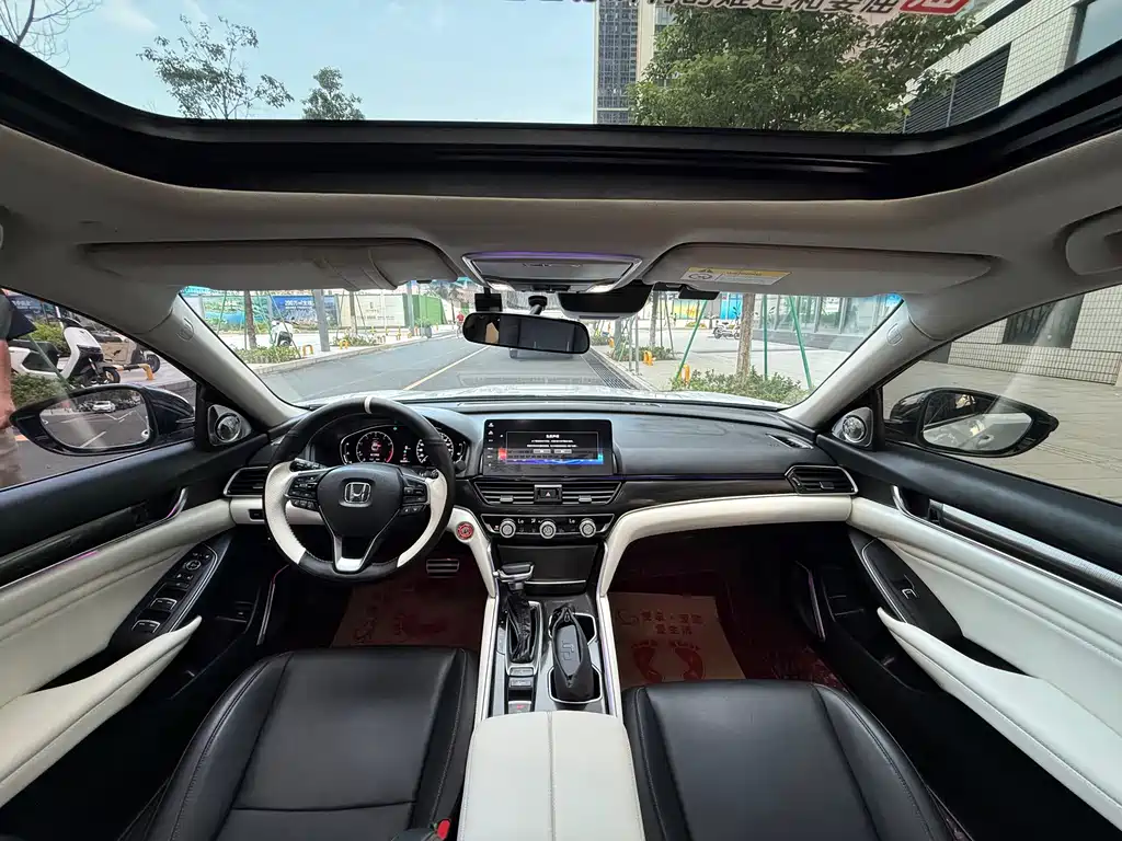 Honda Accord 2022 — фото 14