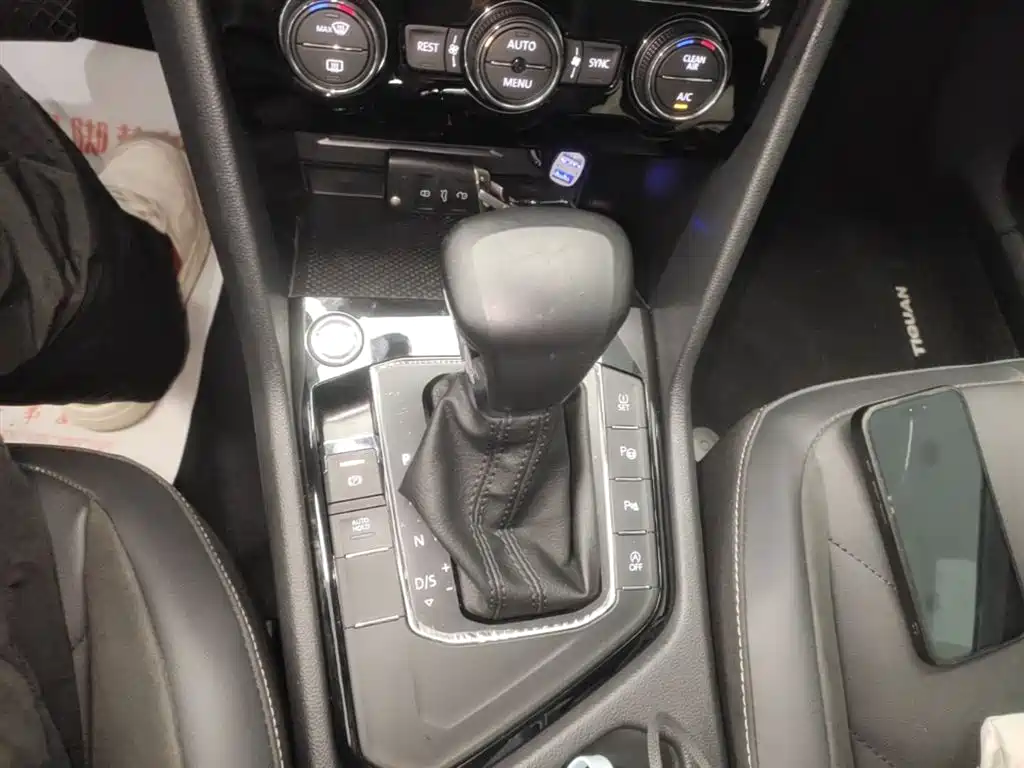 Volkswagen Tiguan L 2019 — фото 14