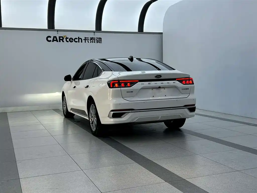 Ford Mondeo 2023 — фото 4