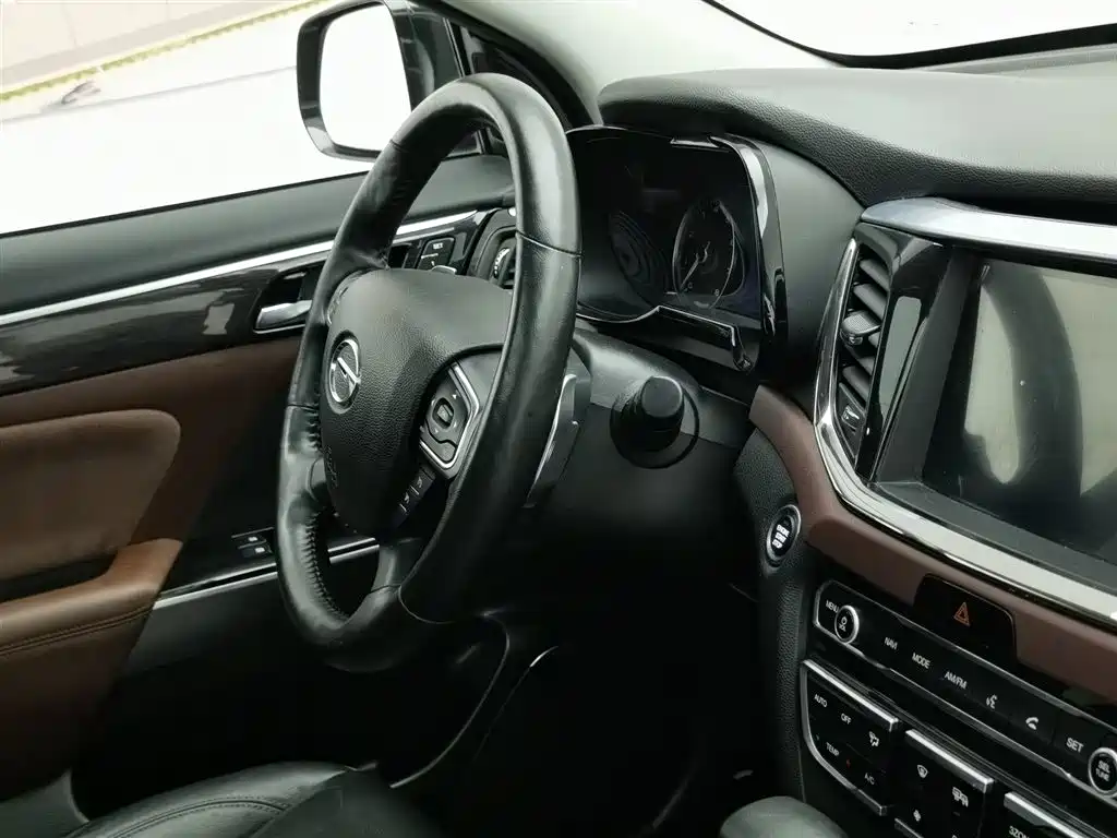 GAC Motor Trumpchi GS8 2019 — фото 22