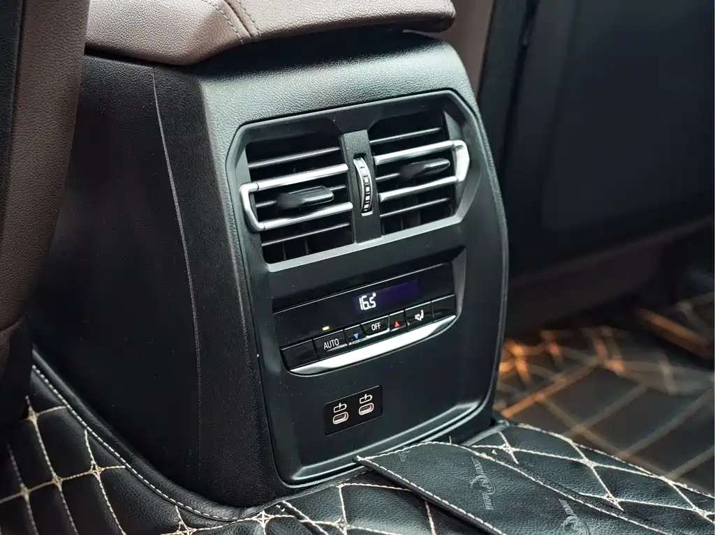 BMW 3 Series 2020 — фото 14