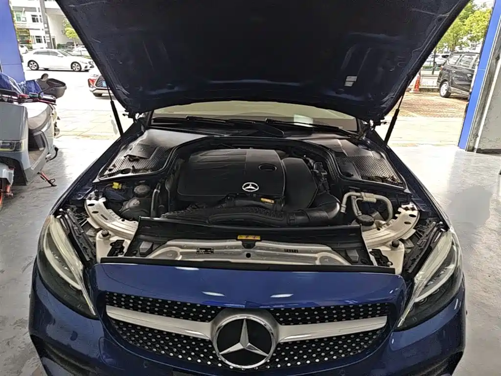 Mercedes-Benz C-Class 2020 — фото 20