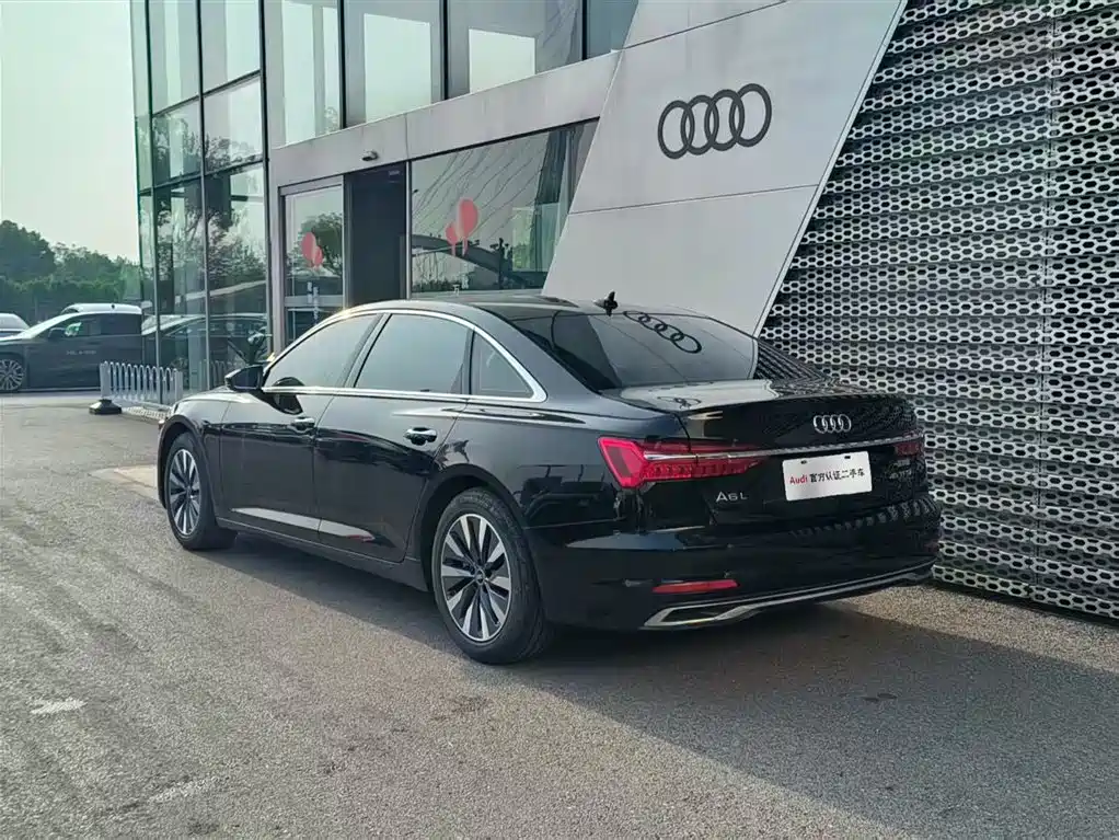 Audi A6L 2023
