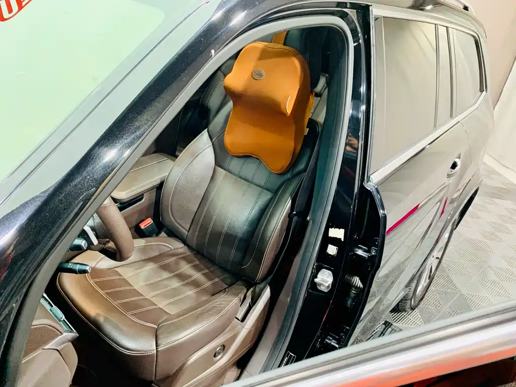 Mercedes-Benz GLS 2018 — фото 15