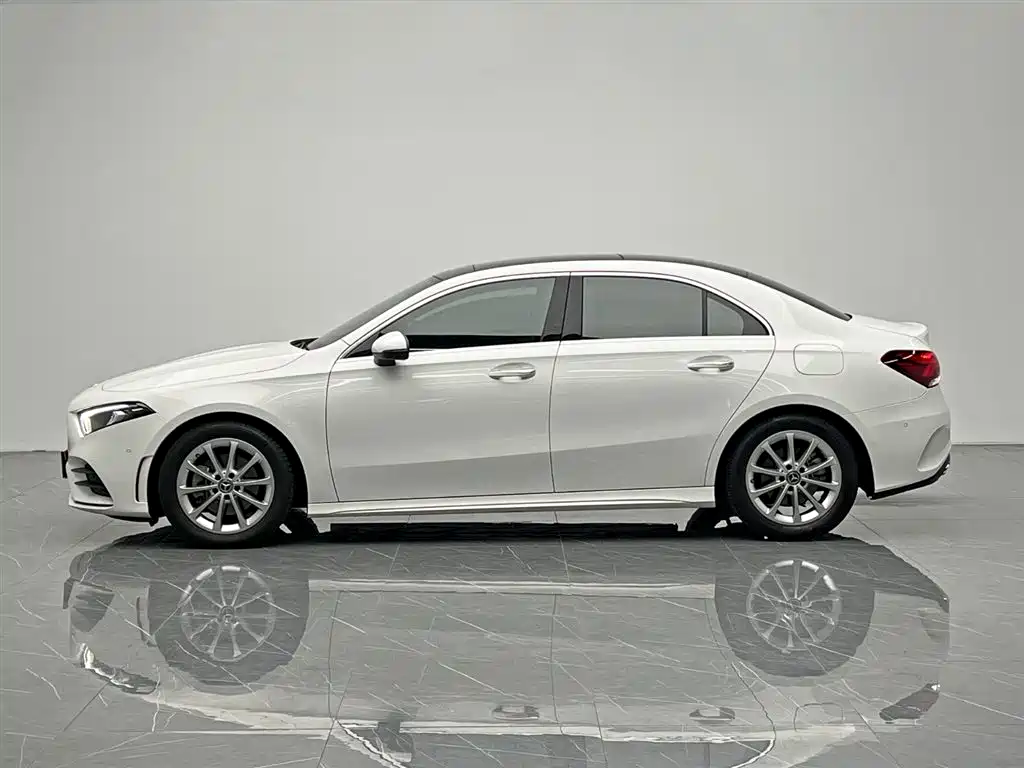 Mercedes-Benz A-Class 2022