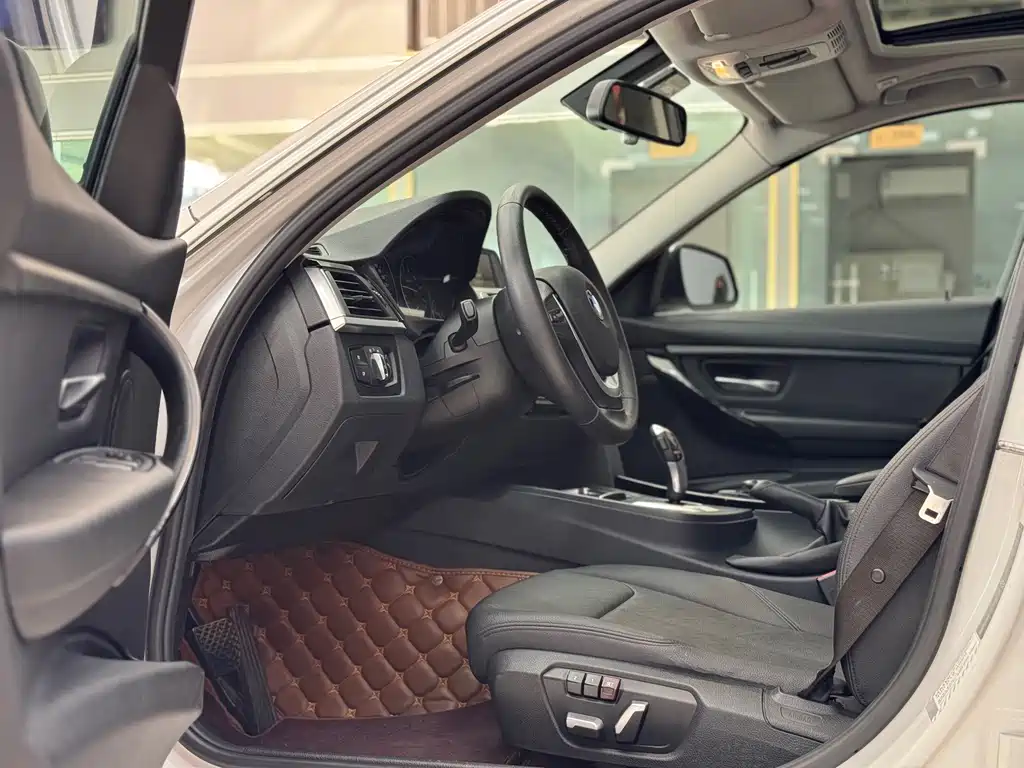 BMW 3 Series 2016