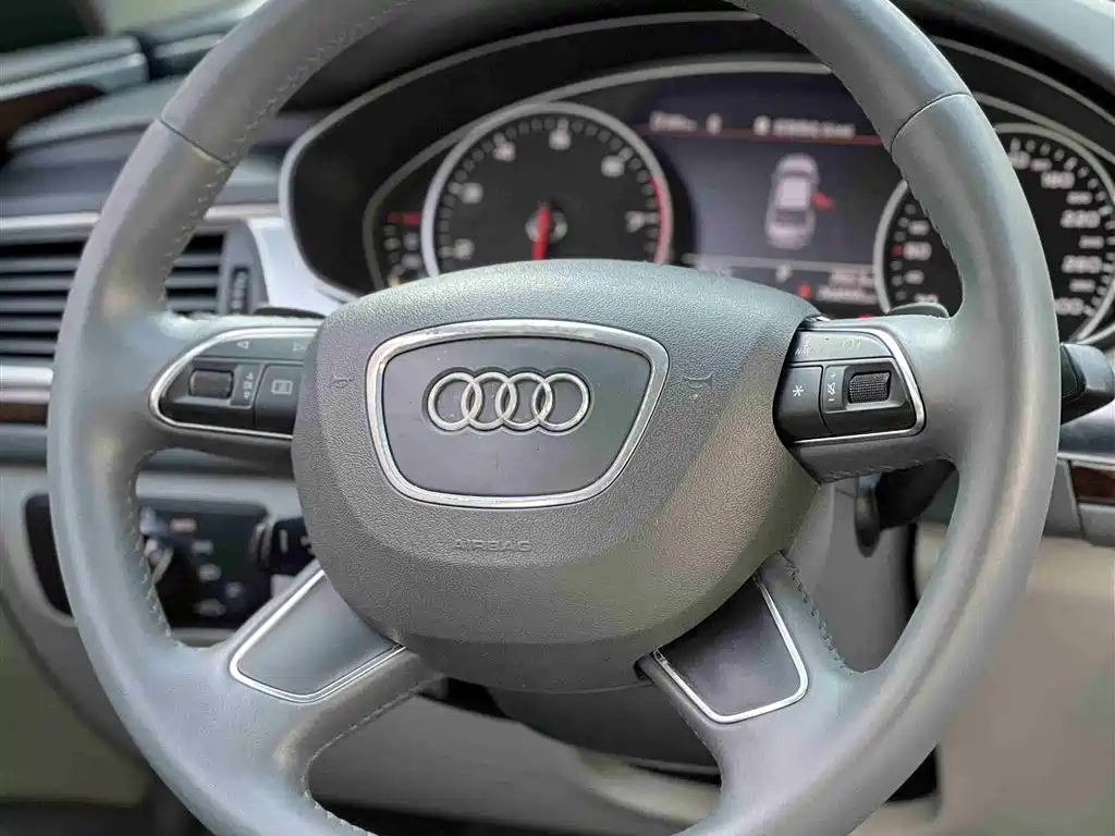 Audi A6L 2014 — фото 13