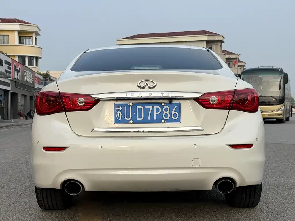 Infiniti Q50L 2017 — фото 8