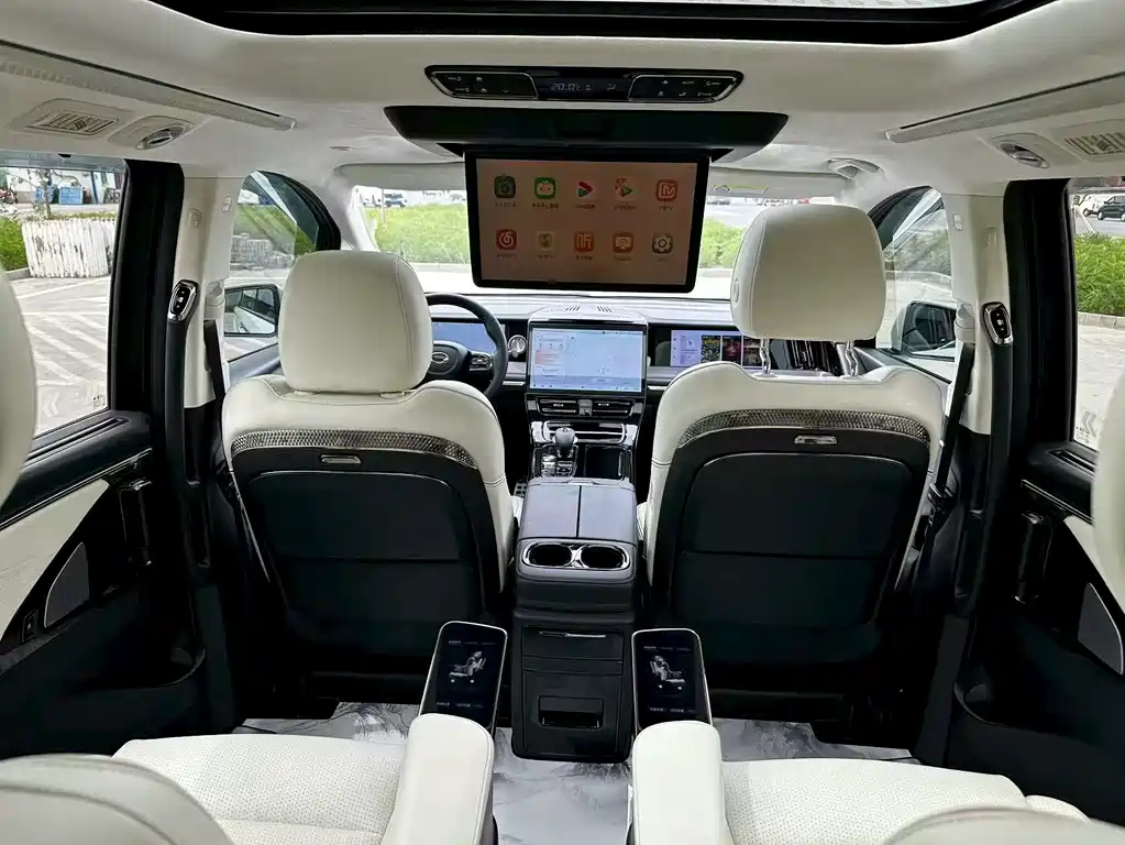 GAC Motor Trumpchi E9 2023 — фото 4