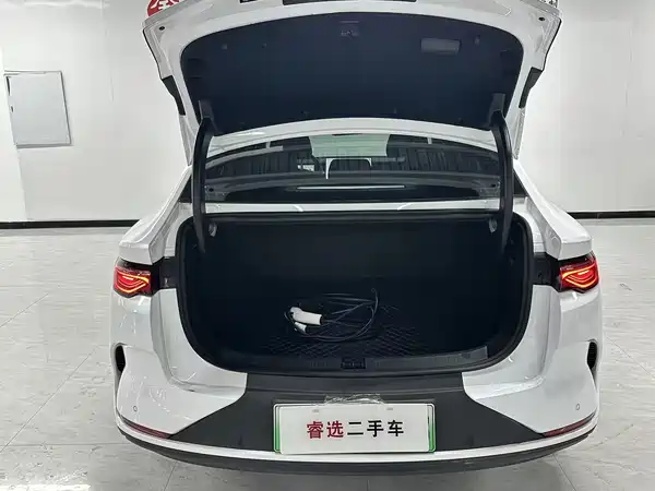 BYD Qin L 2025