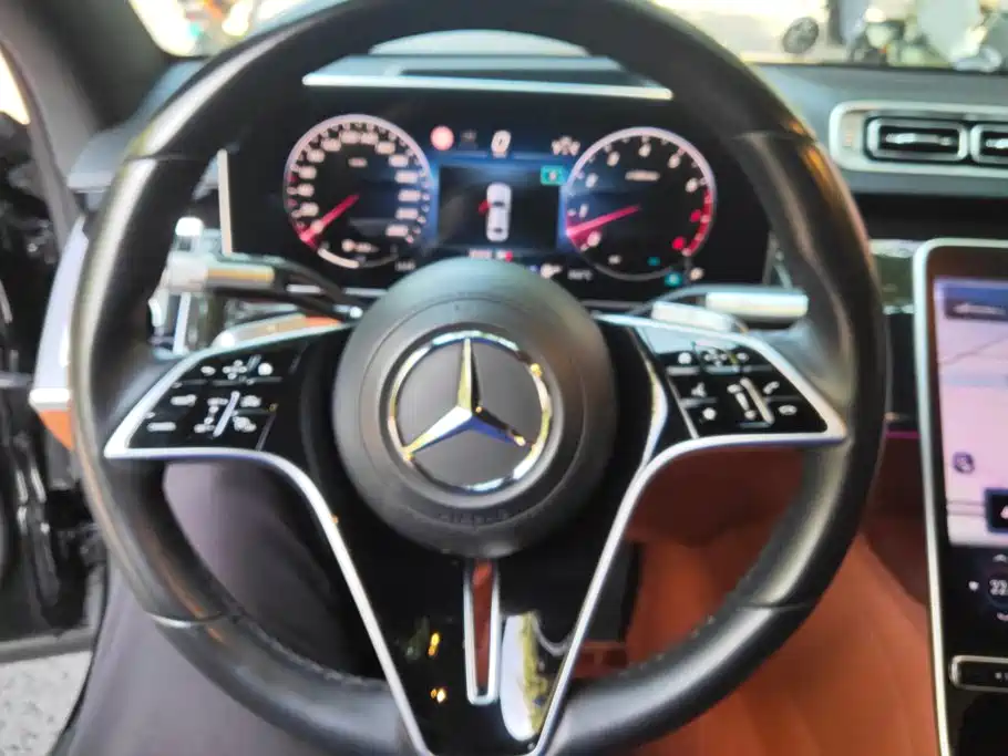 Mercedes-Benz S-Class 2025 — фото 15