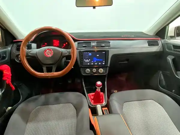 Volkswagen Santana 2021