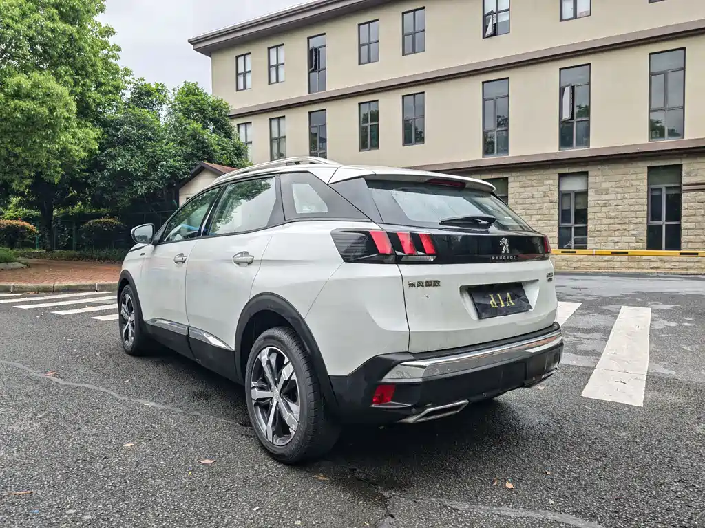 Peugeot 4008 2018 — фото 10
