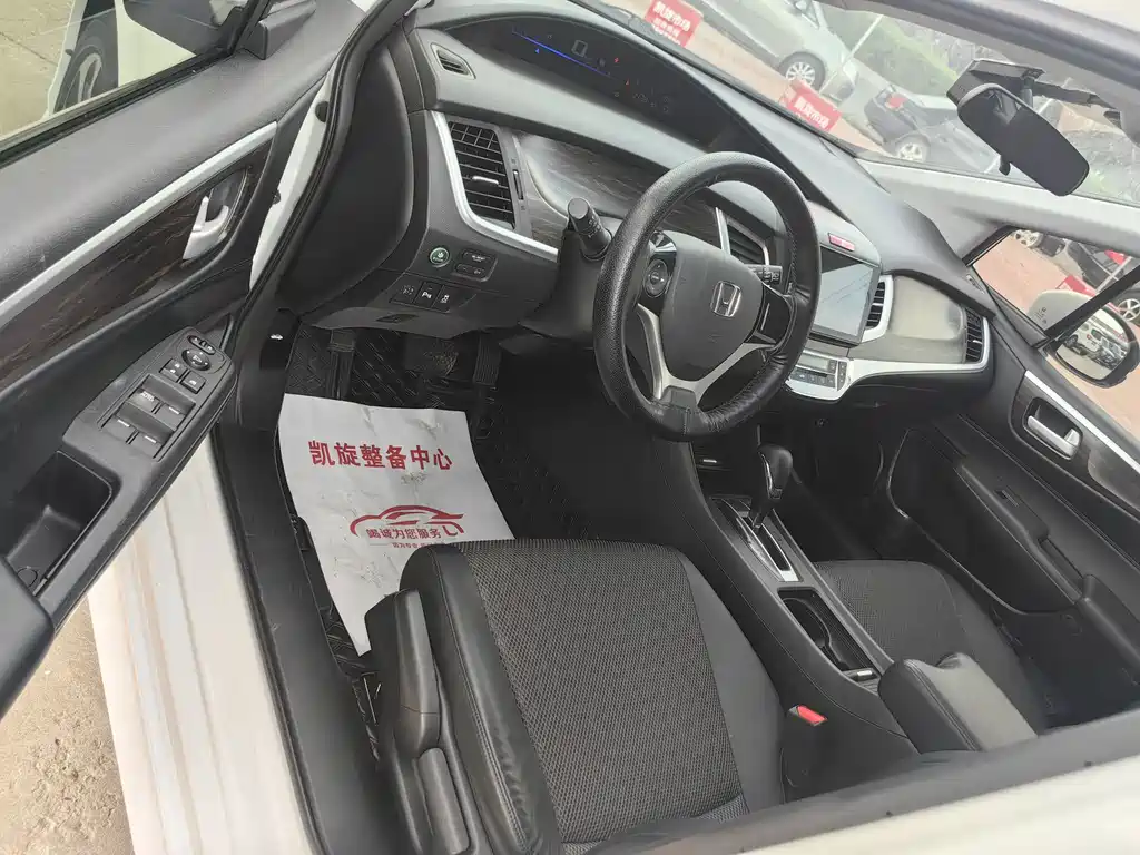 Honda Jade 2019 — фото 5