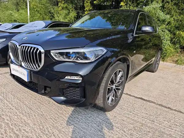 BMW X5 2019