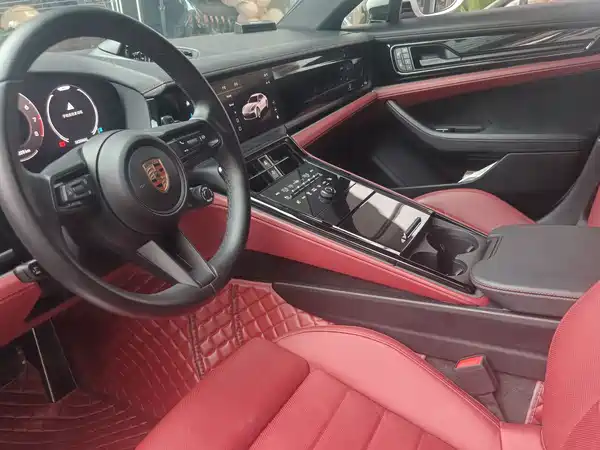 Porsche Panamera 2024
