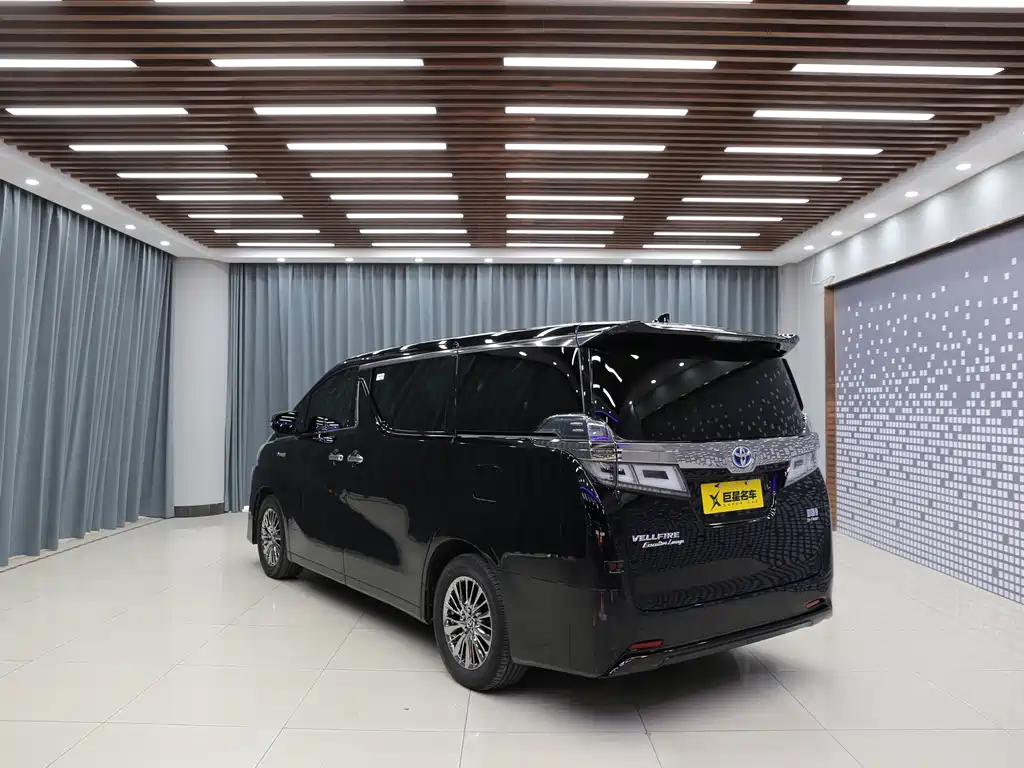 Toyota Vellfire 2020 — фото 9
