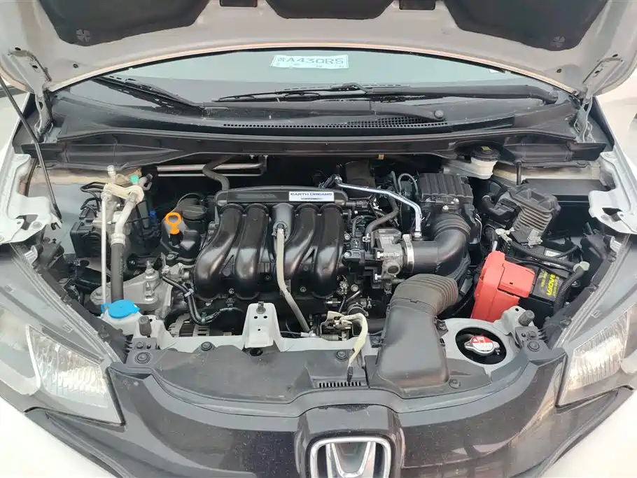 Honda Fit 2016 — фото 10