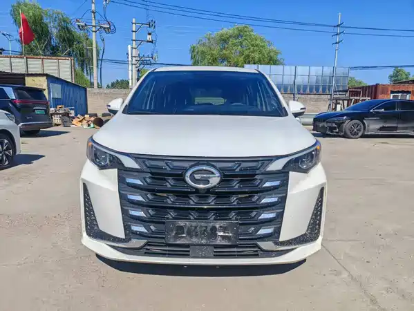 GAC Trumpchi M6 2022