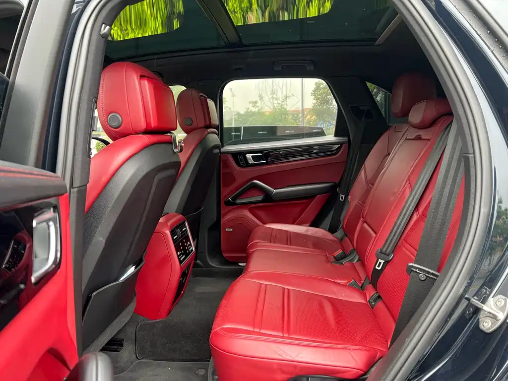 Porsche Cayenne 2019