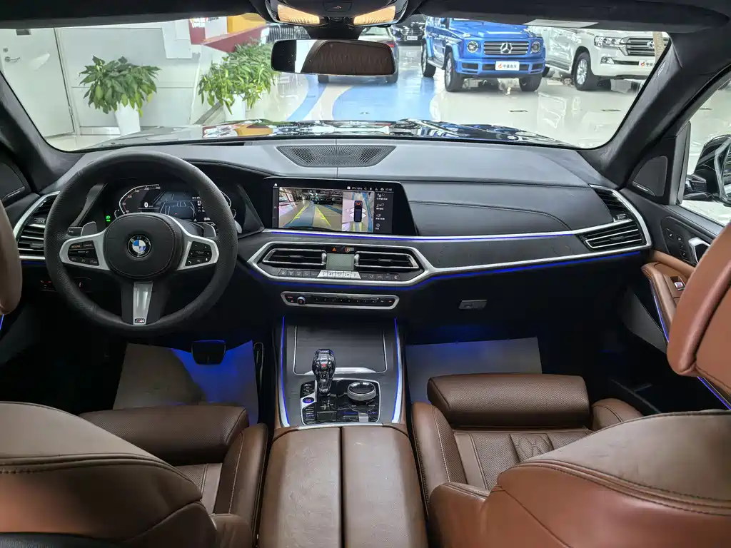 BMW X7 2022 — фото 16