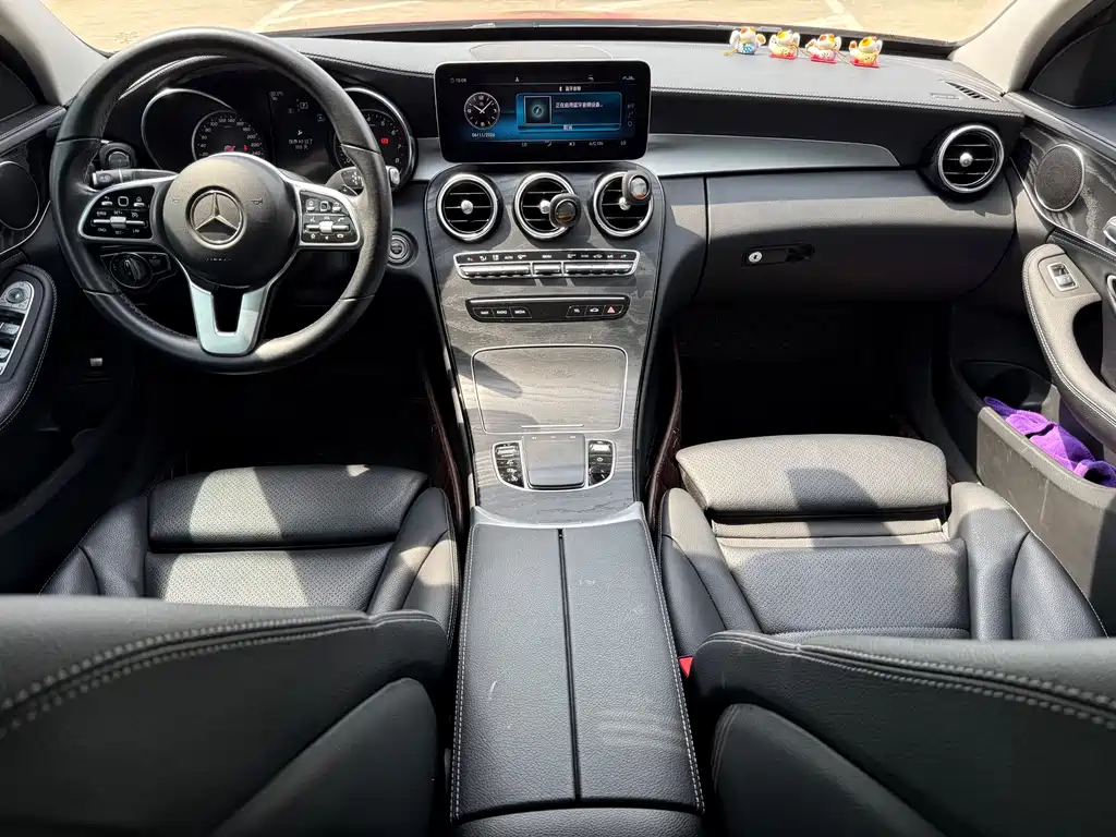Mercedes-Benz C-Class 2018 — фото 8