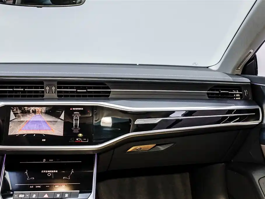 Audi A7L 2024 — фото 17