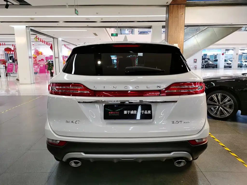 Lincoln MKC 2019 — фото 4