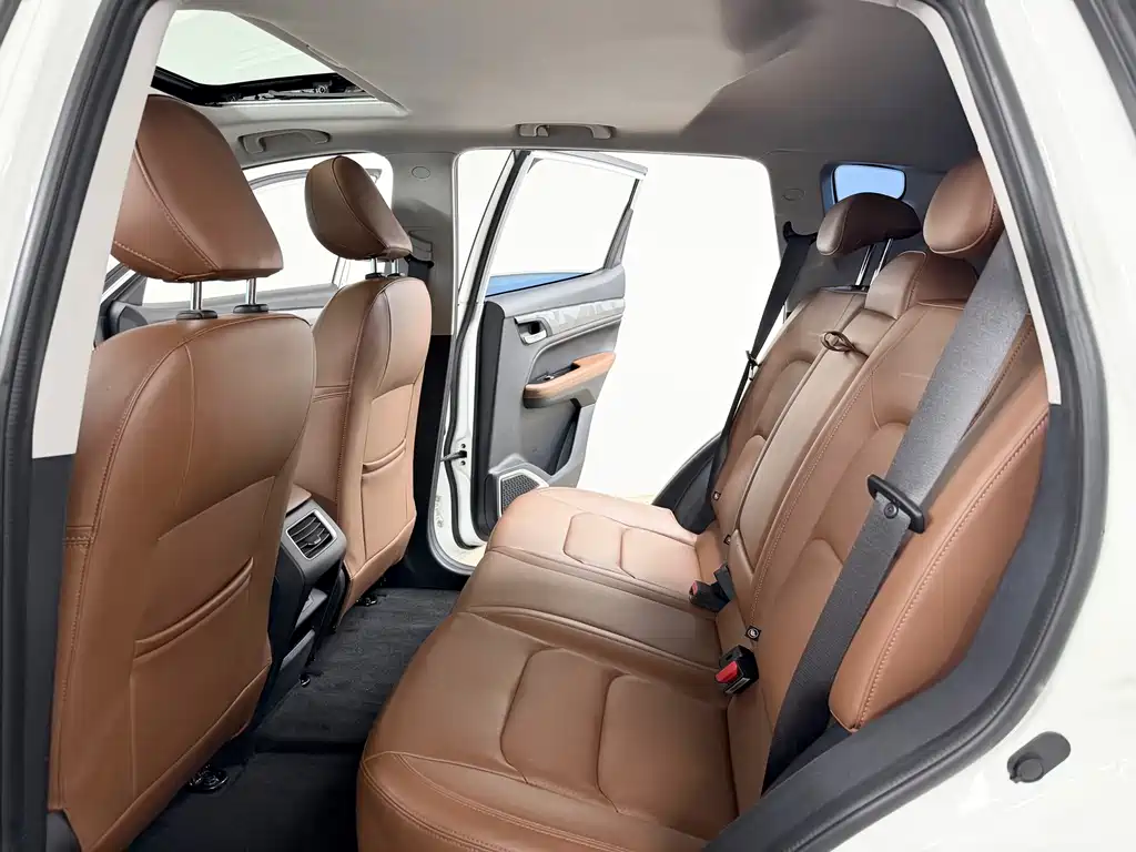 Geely Vision X6 2023 — фото 10