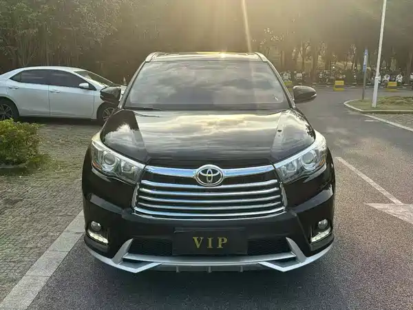 Toyota Highlander 2015