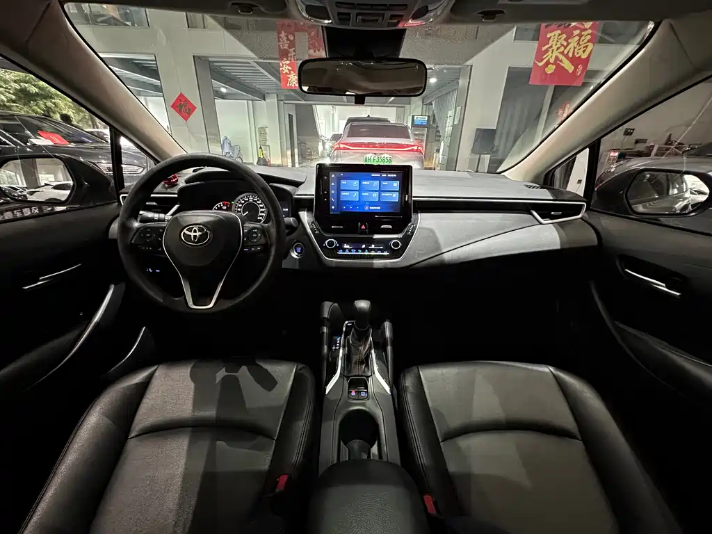 Toyota Corolla 2021 — фото 16