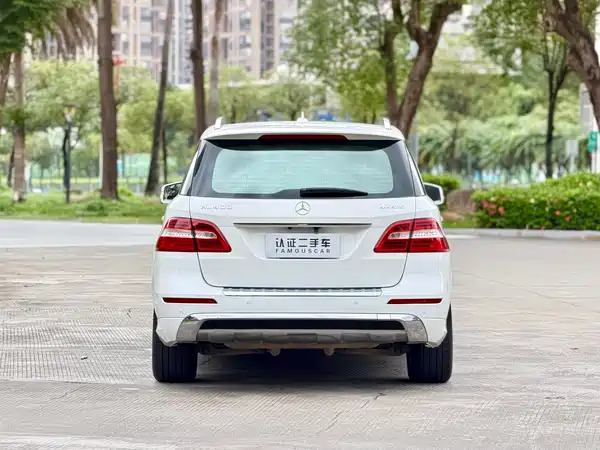 Mercedes-Benz M-Class 2014