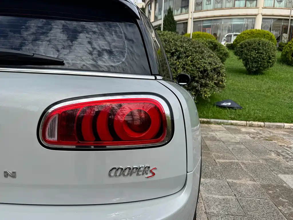 MINI Clubman 2019 — фото 20