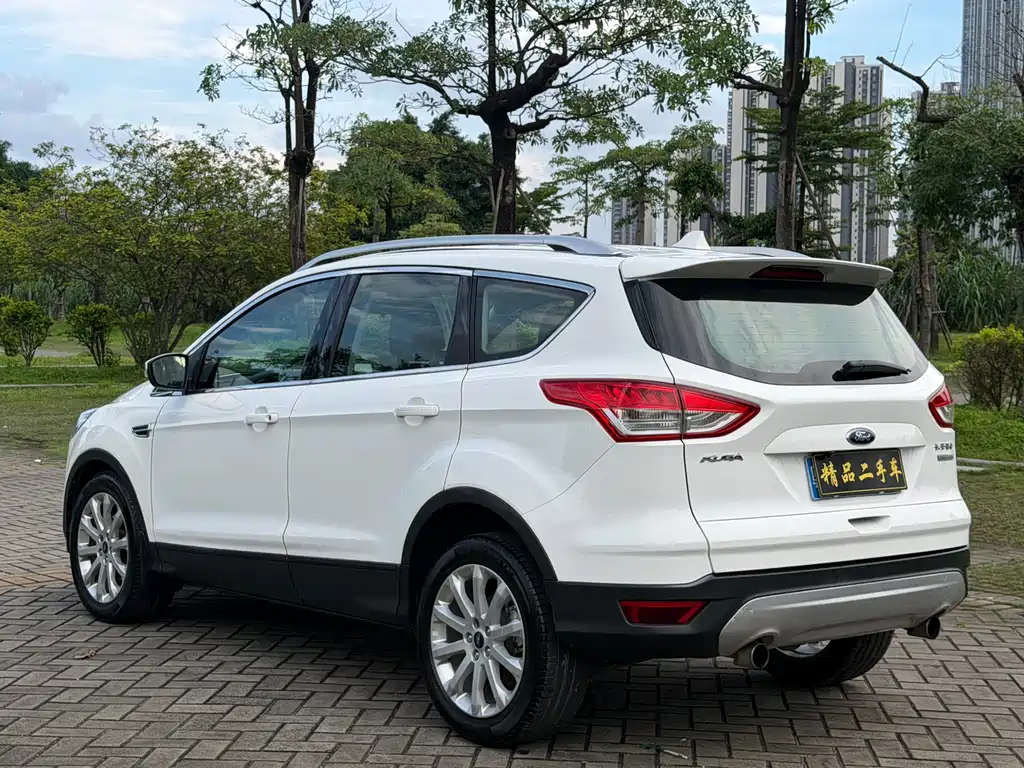 Ford Kuga 2016 — фото 4