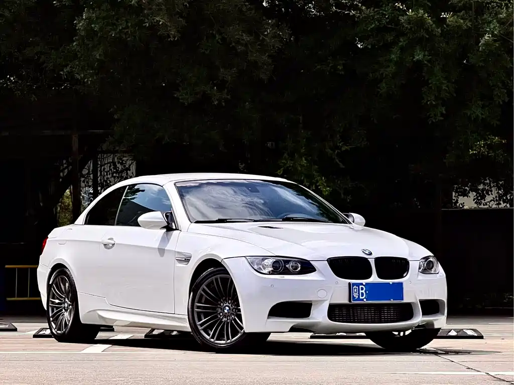 BMW M3 2012 — фото 6