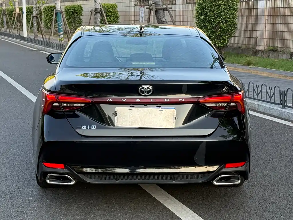 Toyota Avalon 2023 — фото 5