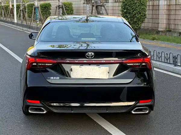 Toyota Avalon 2023