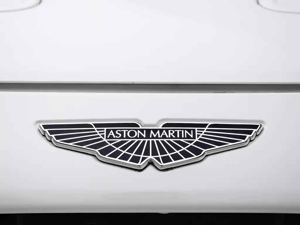 Aston Martin  2014 — фото 8