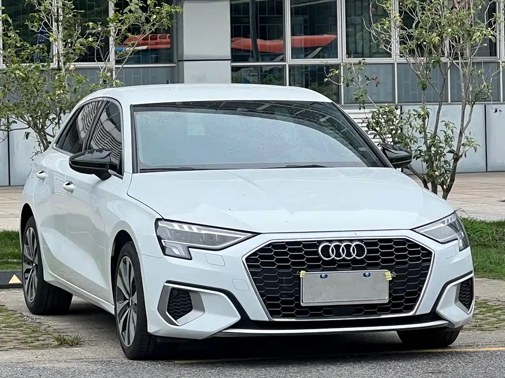 Audi A3 2022 — фото 3