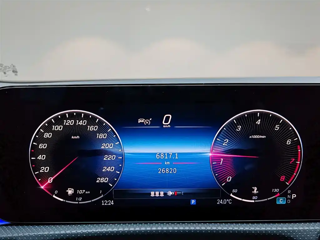 Mercedes-Benz CLA 2025 — фото 17