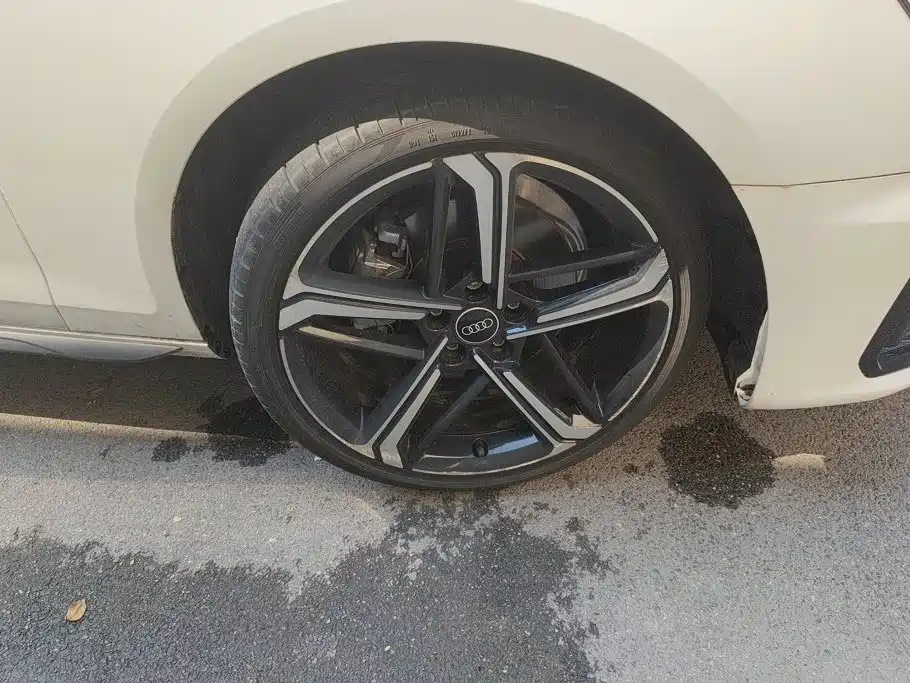 Audi A4L 2025
