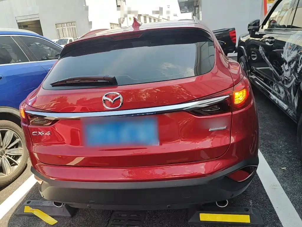 Mazda CX-4 2018 — фото 6